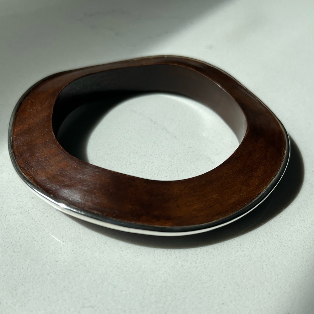 Silpada Rosewood and Sterling Silver wavy Bangle Bracelet.